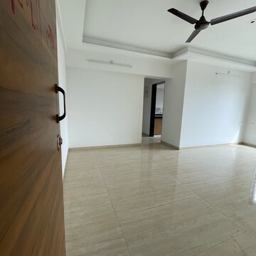 Room in 2 BHK Apartment at Dindoshi – for Rent