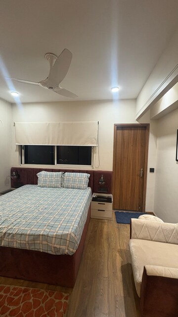 Bedroom in 3.5 BHK Apartment at Experion Capital, Vibhuti Khand – for Rent