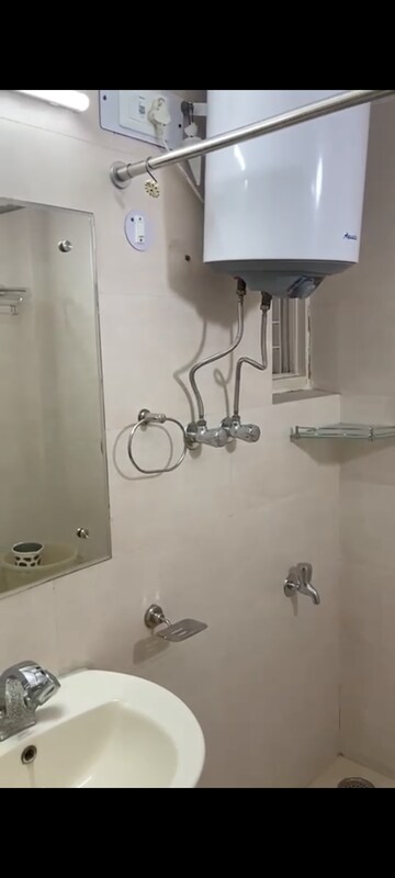 Furnished Amenities in 3 BHK Builder Floor at Nar Vihar 1, Sector 34 – for Rent