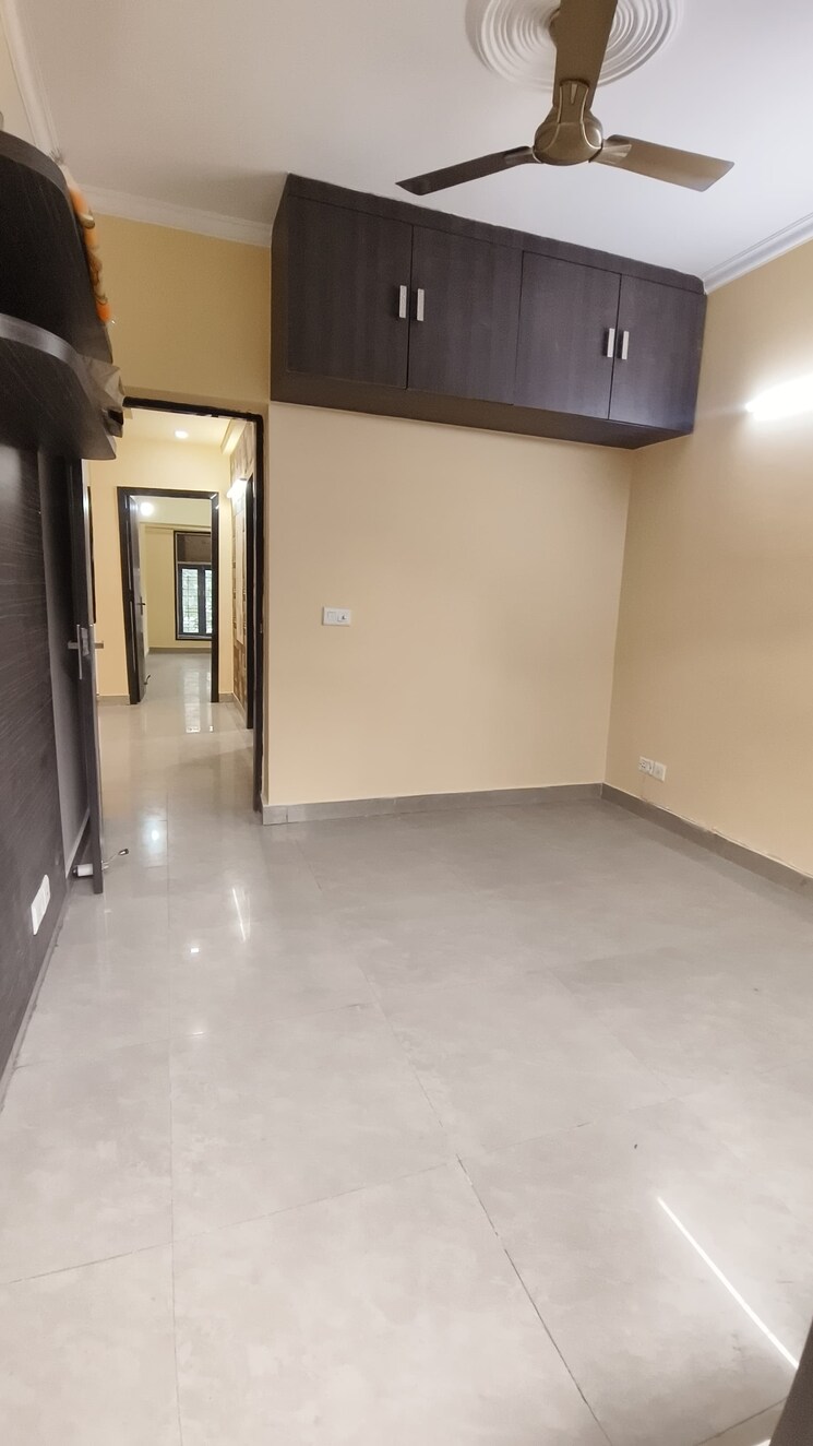 Room, ss-mayfield-gardens 3 Bedroom 1795 Sq.Ft. Builder Floor In Sector 51 Gurgaon 8873480