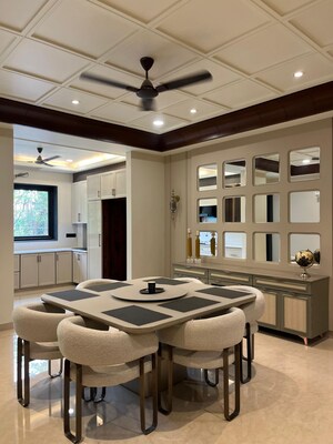 Living Room in 6+ BHK Independent House at Gomti Nagar – for Sale