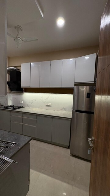 Kitchen in 4 BHK Apartment at Shalimar Belvedere Court, Malesemau – for Sale