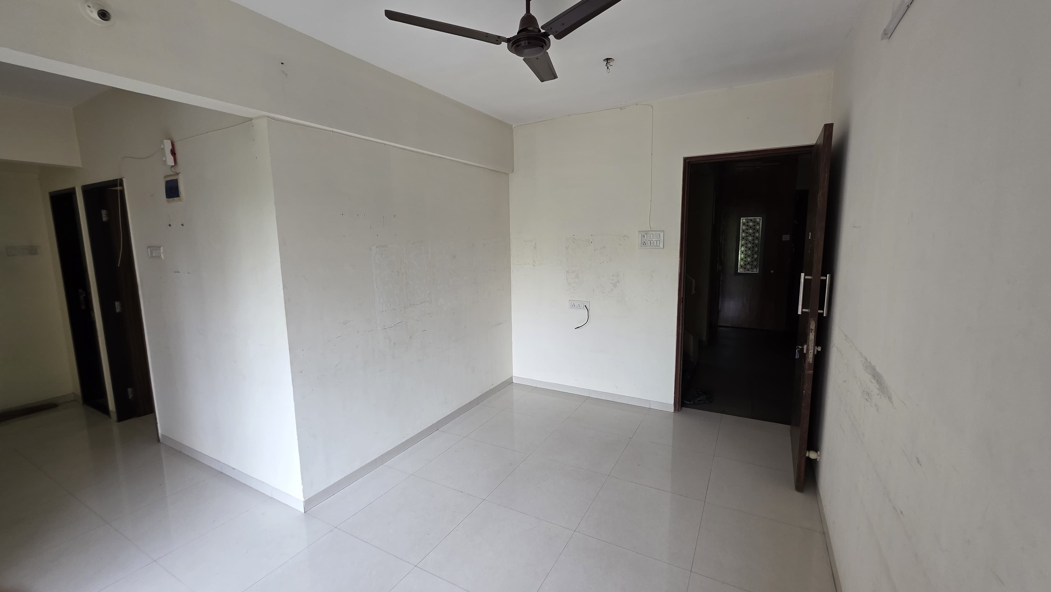 2 BHK Apartment For Rent in Maple Apartment