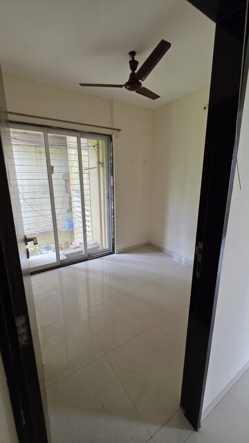 Room in 2 BHK Apartment at Maple Apartment, Ghansoli – for Rent