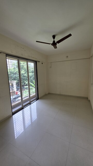 Room in 2 BHK Apartment at Maple Apartment, Ghansoli – for Rent