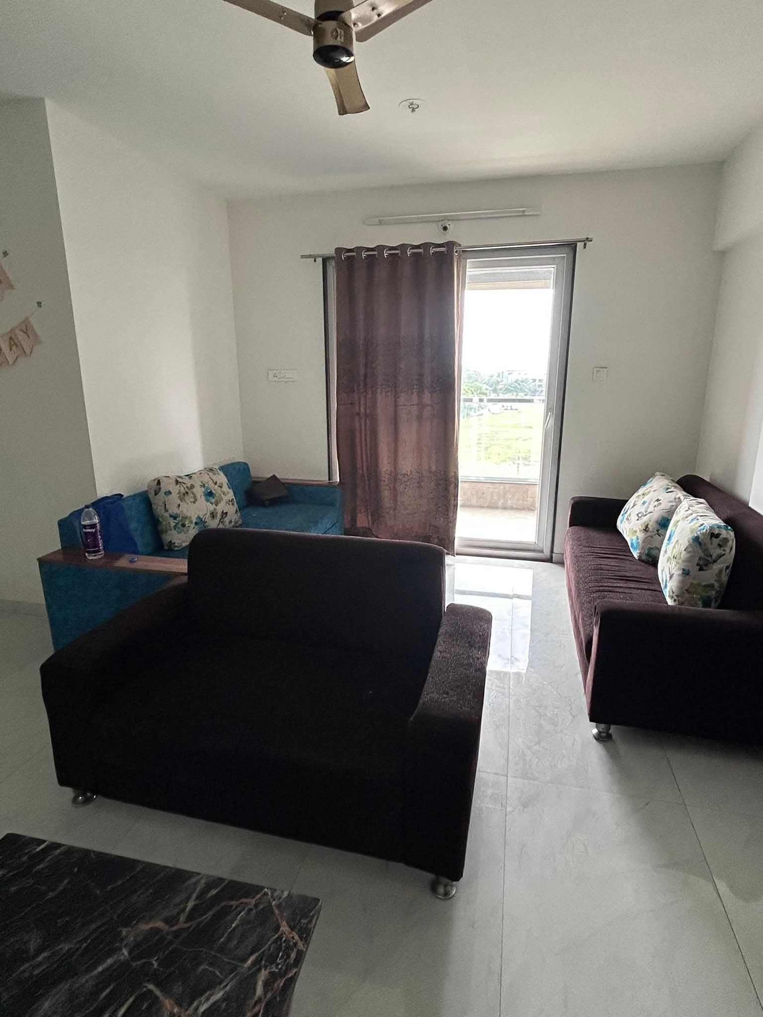 3 BHK + Pooja Room Apartment For Rent in Shubh Gateway