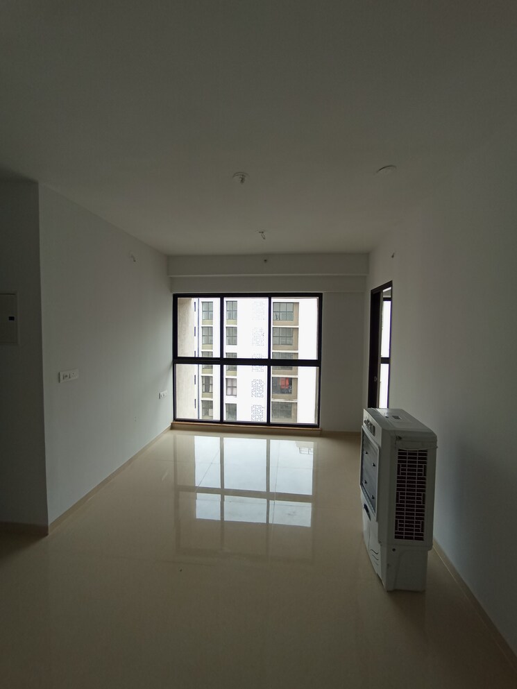 Living Room, lodha-palava-aquaville-series-milano-a-b-c-h-i-j 3 Bedroom 641 Sq.Ft. Apartment In Dombivli East Thane 8873552