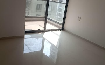 Room in 2 BHK Apartment at Kohinoor Sapphire, Tathawade – for Rent