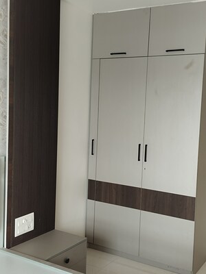 Room in 2 BHK Apartment at Sancoale – for Sale