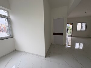 Room in 3 BHK Builder Floor at Kondapur – for Sale