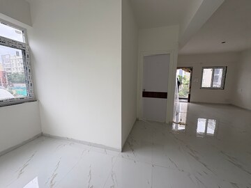Room in 3 BHK Builder Floor at Kondapur – for Sale