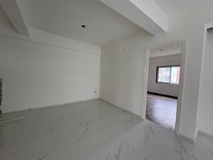 Room in 3 BHK Builder Floor at Kondapur – for Sale