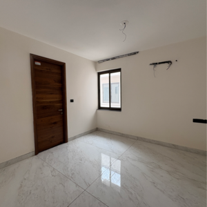 Room in 3 BHK Apartment at Shree Luxurio 75 Residences, Serilingampally – for Sale