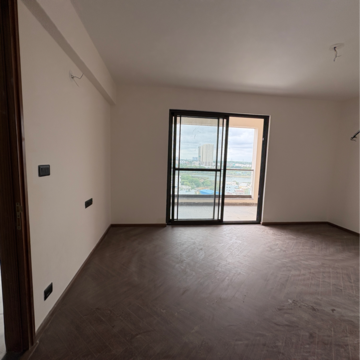 Room in 3 BHK Apartment at Shree Luxurio 75 Residences, Serilingampally – for Sale