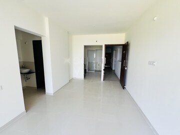 Room in 2 BHK Apartment at Saheel Itrend Waterfront, Ravet – for Rent