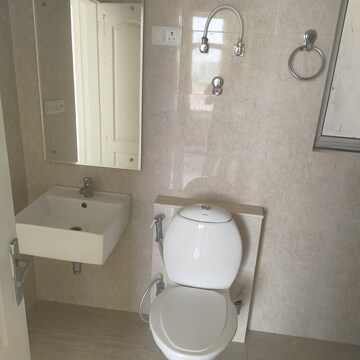 Bathroom in 2 BHK Apartment at Veeshal City 15, Shahjahanpur – for Rent