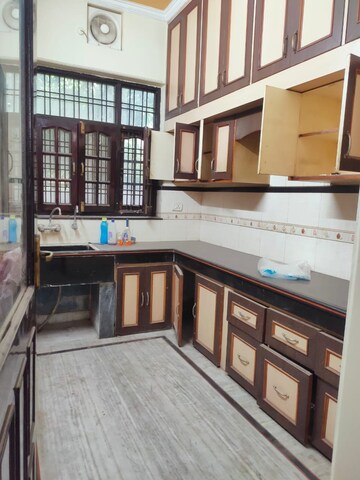Kitchen in 2 BHK Builder Floor at Gomti Nagar – for Rent