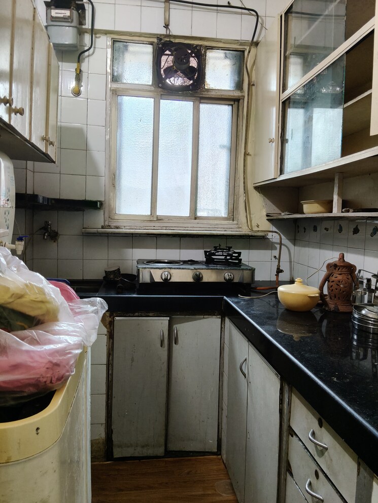 Kitchen, lakhani-royal-mansion 1.5 Bedroom 500 Sq.Ft. Apartment In Santacruz East Mumbai 8873645
