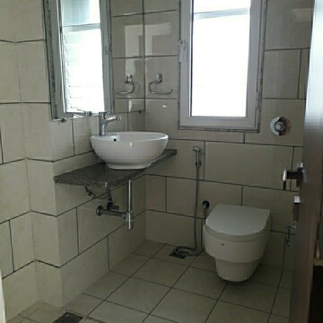 Bathroom in 2 BHK Apartment at Mint Magna Apartment, Parel – for Rent