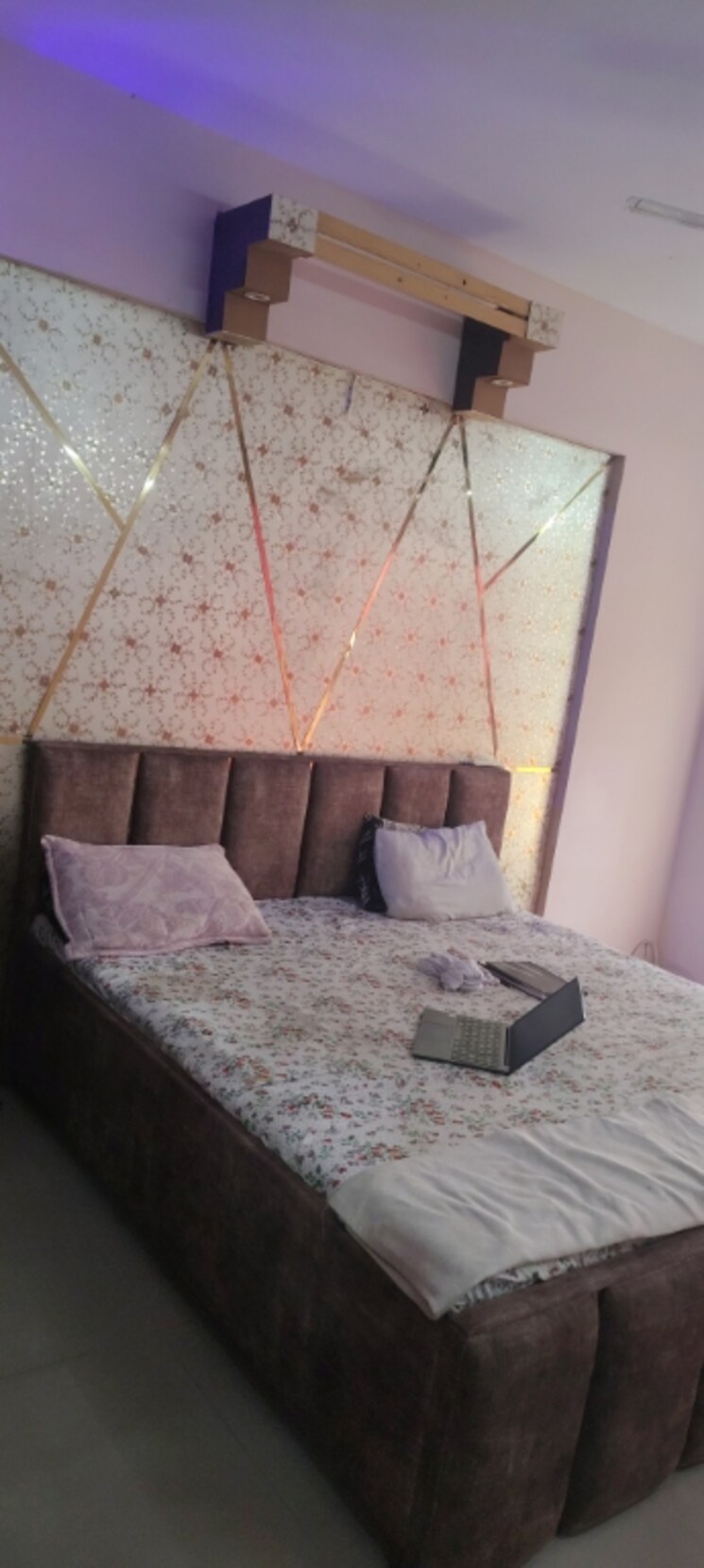 Room, logix-blossom-zest Studio 520 Sq.Ft. Apartment In Sector 143 Noida 8873917