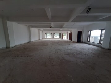 Terrace in  Showroom at Gomti Nagar – for Rent
