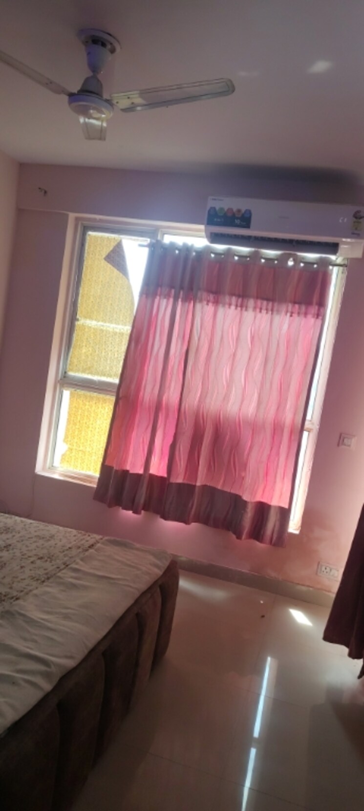 Room, logix-blossom-zest Studio 520 Sq.Ft. Apartment In Sector 143 Noida 8873917