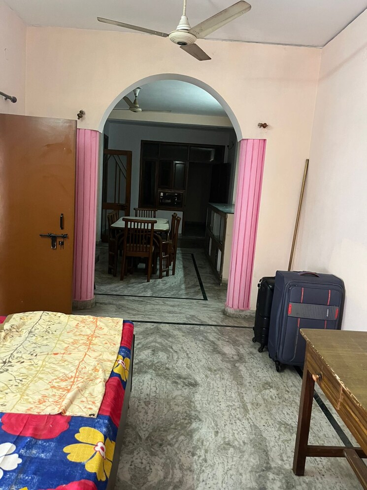Bedroom, gomti nagar 2 Bedroom 1400 Sq.Ft. Builder Floor In Gomti Nagar Lucknow 8873718