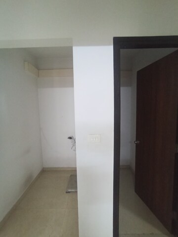 Room in 2 BHK Apartment at Lodha Palava City Lakeshore Greens, Dombivli East – for Rent