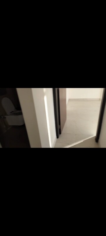 Room in 1 BHK Apartment at Chandak Nishchay, Borivali East – for Rent
