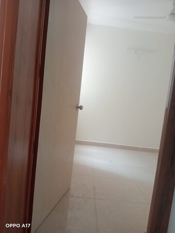 Room in 2 BHK Apartment at Sarvome Shree Homes, Sector 45 – for Sale