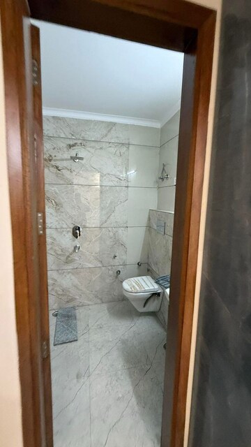 Bathroom in 3 BHK Builder Floor at Green Fields Colony – for Sale