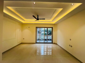 Living Room in 4 BHK Builder Floor at Green Fields Colony – for Sale