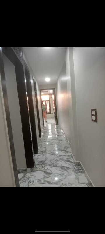 Building Lobby in 2 BHK Builder Floor at Malviya Nagar – for Rent