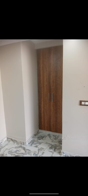 Room in 2 BHK Builder Floor at Malviya Nagar – for Rent
