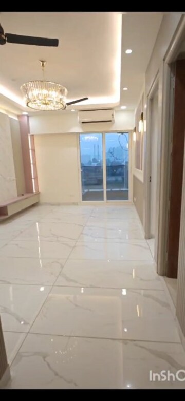 Room in 3 BHK Apartment at Vrinda Heritage Skyward, Sector 1 Greater Noida – for Sale