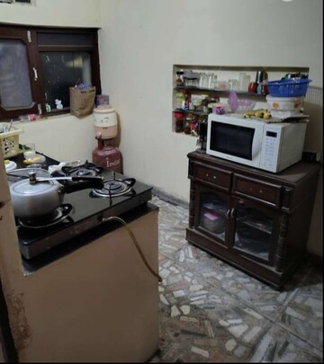 Master Bedroom in 2 BHK Builder Floor at Sector 45 – for Rent