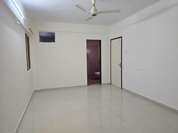 Room in 2 BHK Apartment at Goel Ganga Carnation, Koregaon Park – for Rent