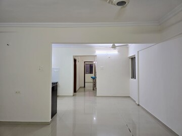 Room in 2 BHK Apartment at Goel Ganga Carnation, Koregaon Park – for Rent
