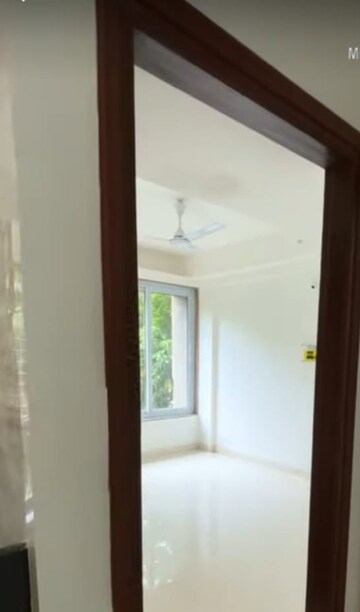 Room in 2 BHK Apartment at New Mhada Colony Powai, Powai – for Rent