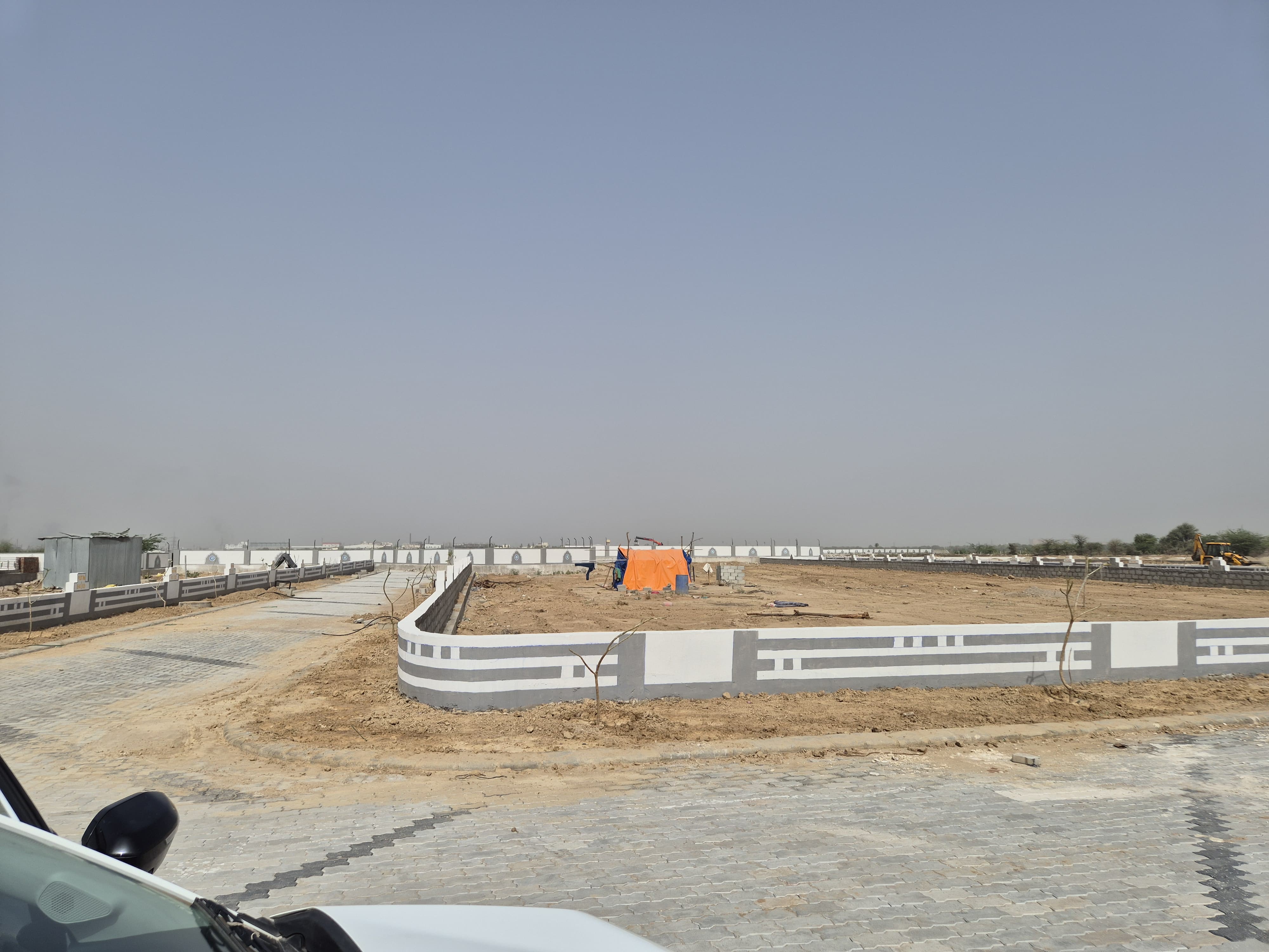 Plot For Sale in Agra Road