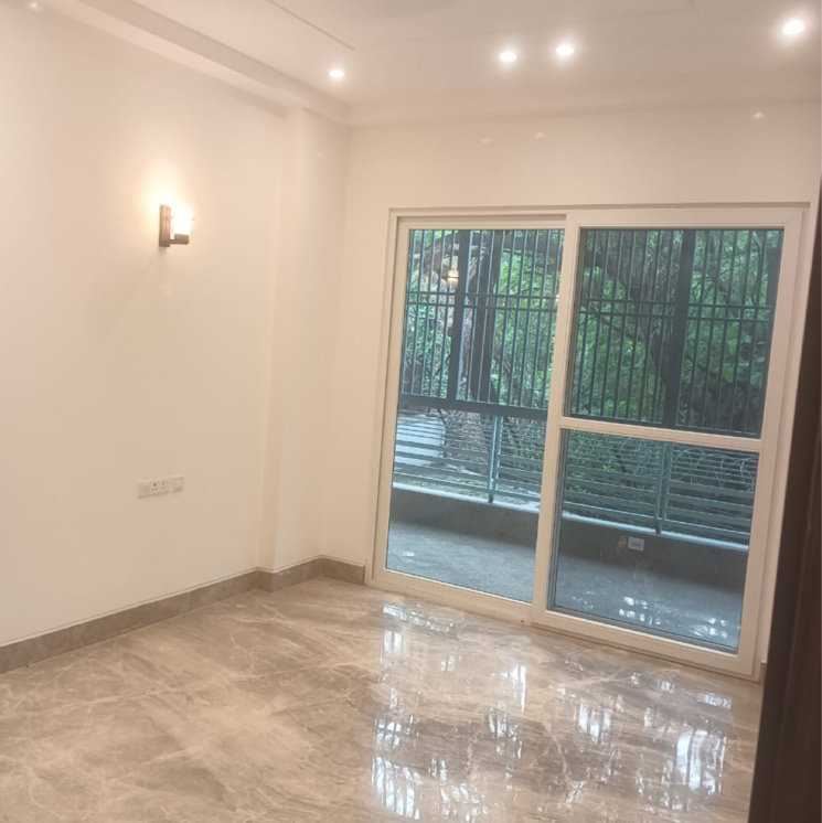 Room, green park 4 Bedroom 500 Sq.Yd. Builder Floor In Green Park Delhi 8874175