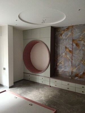 Room in 4 BHK Apartment at Hiranandani Castle Rock, Powai – for Sale