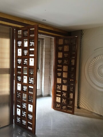 Balcony in 4 BHK Apartment at Hiranandani Castle Rock, Powai – for Sale