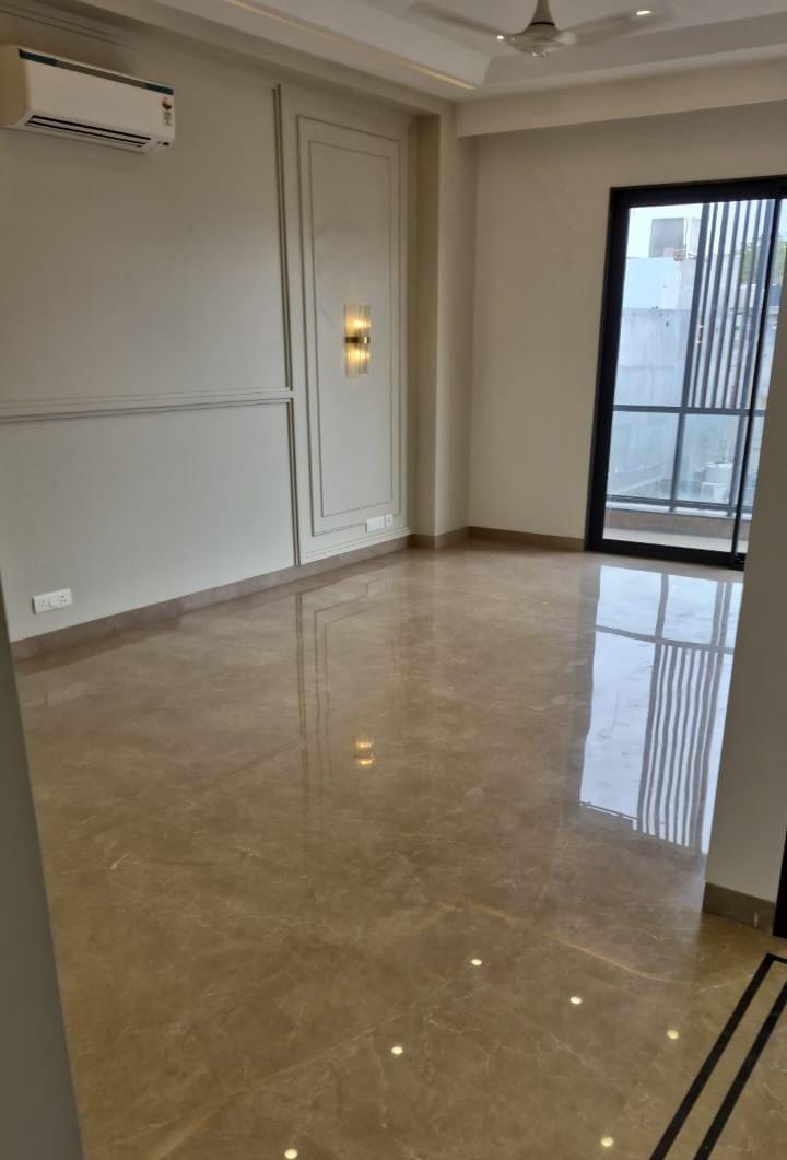 4 BHK + Servant Room Builder Floor For Rent in Geetanjali Enclave