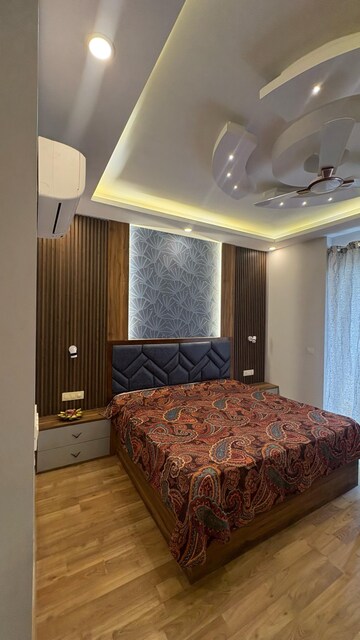 Bedroom in 3 BHK Apartment at Shalimar Vista, Malesemau – for Rent
