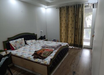 Bedroom in 2 BHK Apartment at Unitech The Residences Sector 33, Sector 33 – for Rent