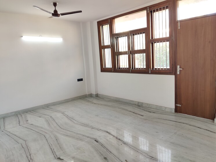 Room, jangpura 2 Bedroom 900 Sq.Ft. Builder Floor In Jangpura Delhi 8874345