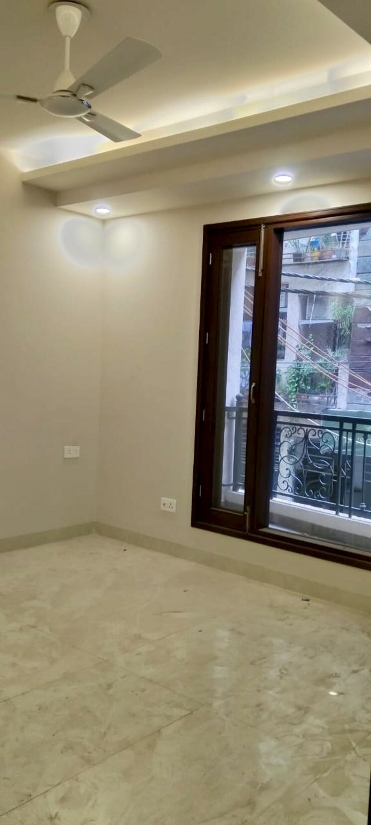 Room, chattarpur 3 Bedroom 1300 Sq.Ft. Builder Floor In Chattarpur Delhi 8874397