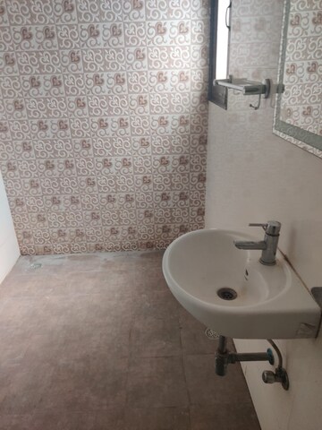 Bathroom in 6+ BHK Independent House at Green Park Extension – for Rent