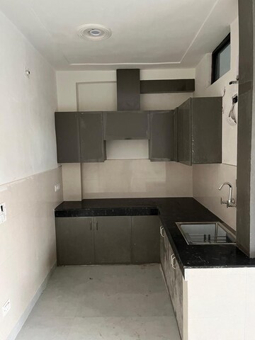 Kitchen in 1 BHK Independent House at Sector 23 – for Rent
